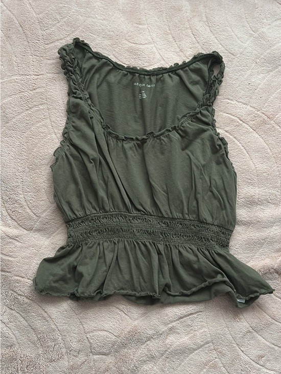 American Eagle Outfitters Tops - 100%Cotton American Eagle Outfitters Olive Green Ruffled Peplum Cropped Tank Top